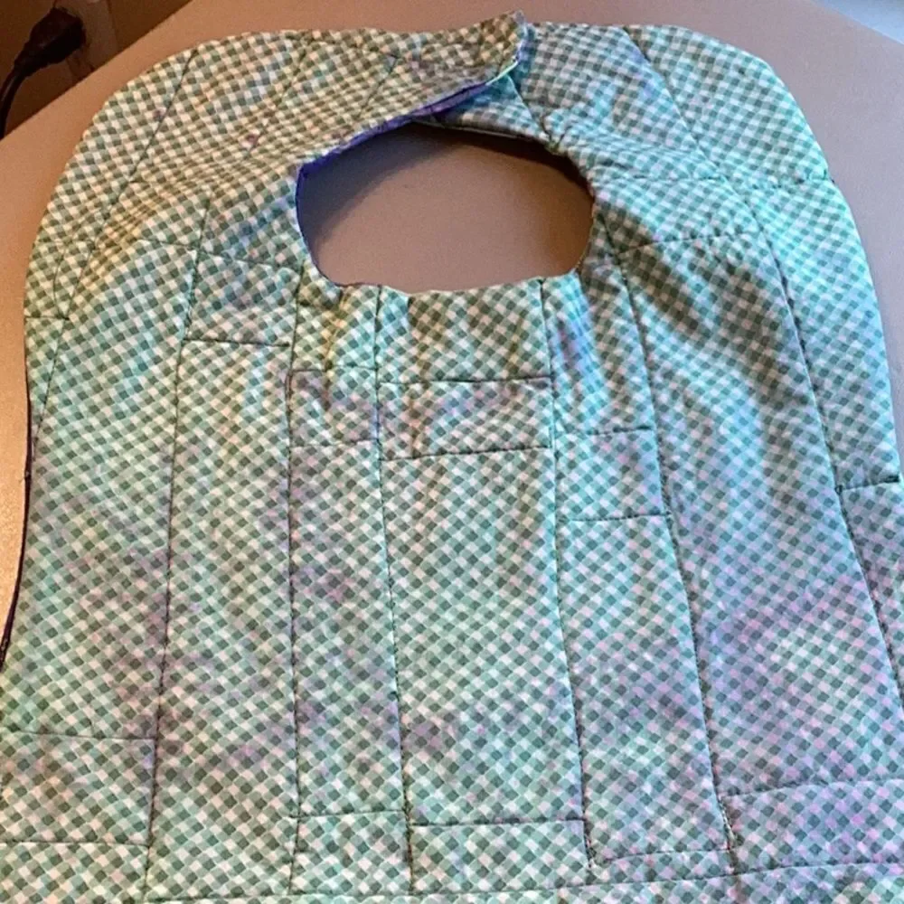 3/$25 or $12 ea NWT. Hand Crafted Reversible Quilted Baby Bib
